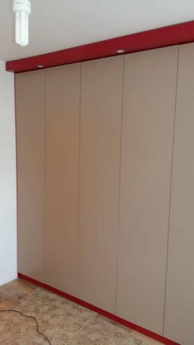 Dressing sur mesure à Conlie